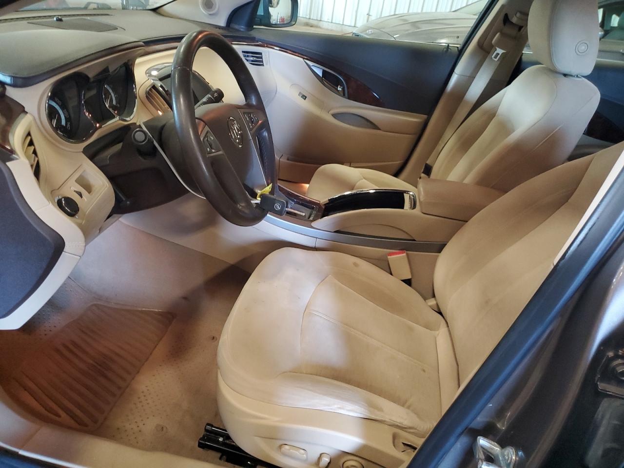 BUICK LACROSSE CONVENIENCE