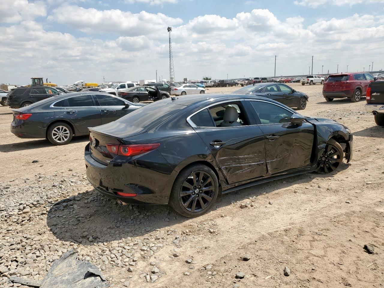 MAZDA 3 PREMIUM PLUS