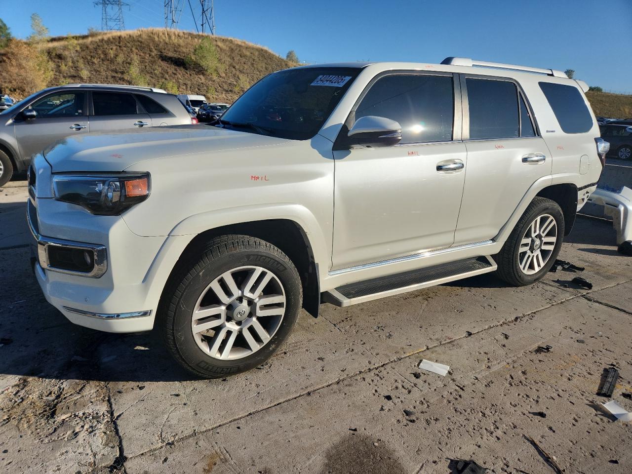TOYOTA 4RUNNER SR5/SR5 PREMIUM