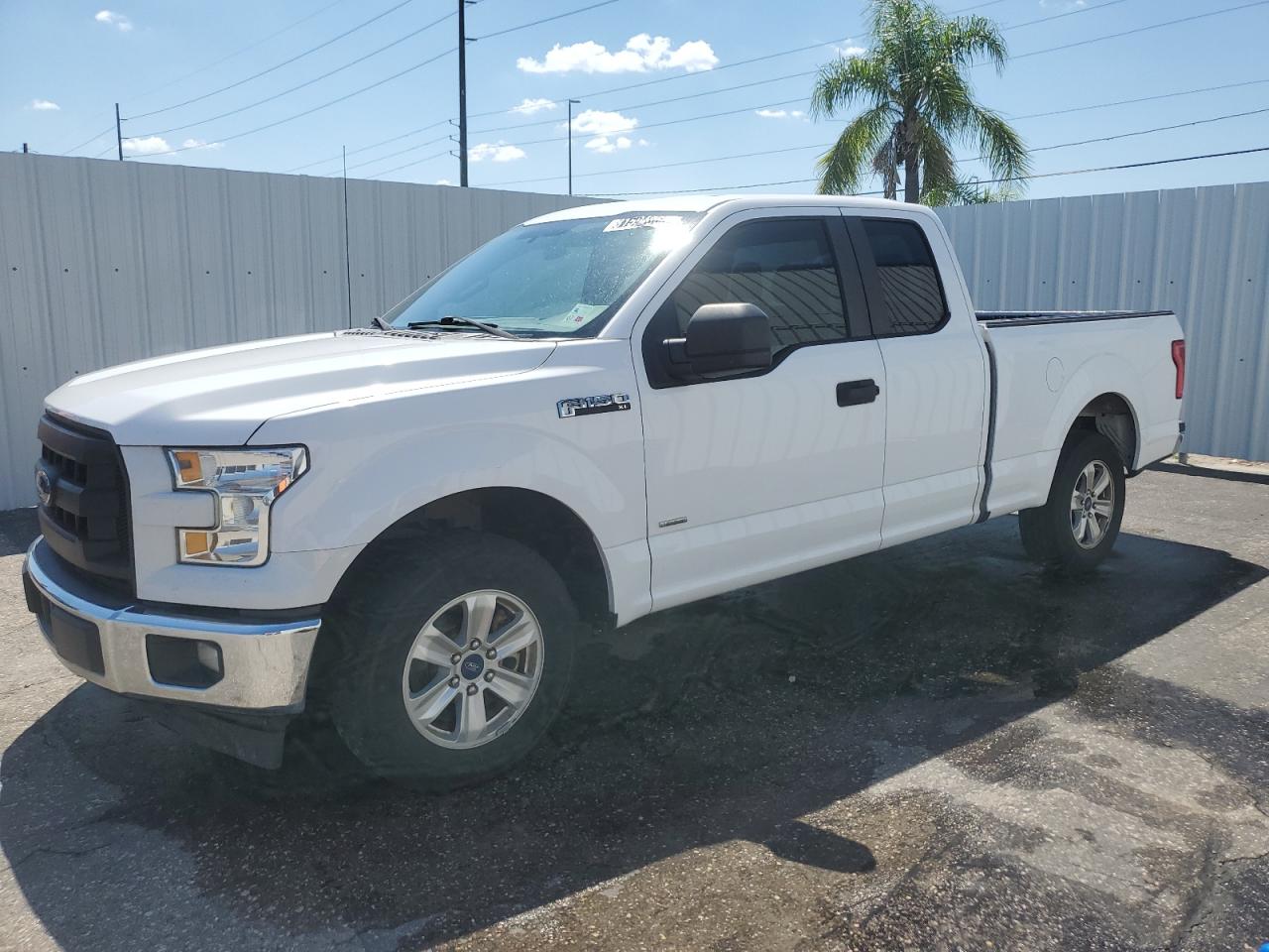 FORD F-150 SUPER CAB
