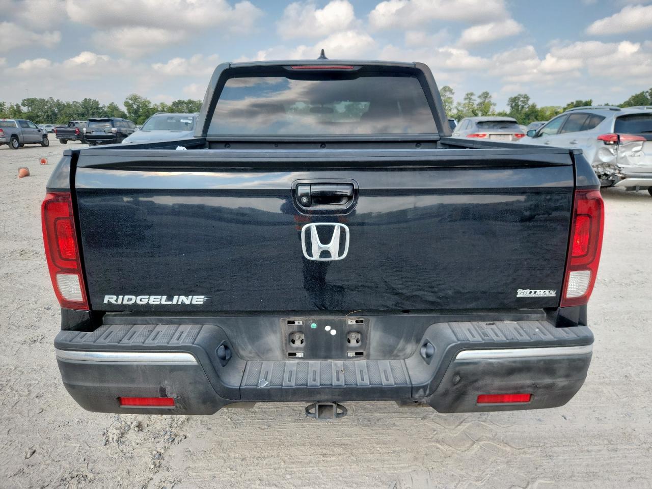 HONDA RIDGELINE SPORT