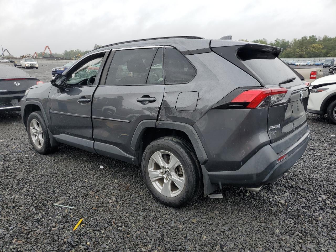 TOYOTA RAV4 XLE
