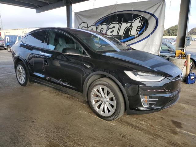 2018 TESLA MODEL X 5YJXCBE24JF113609