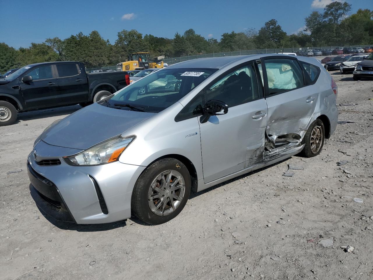 TOYOTA PRIUS V