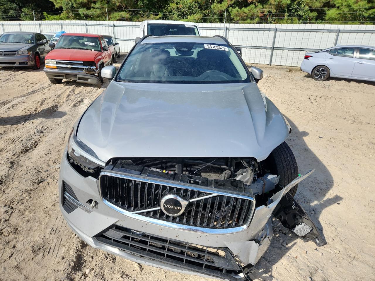 VOLVO XC60 B5 MOMENTUM