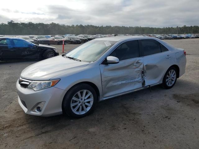 TOYOTA CAMRY BASE