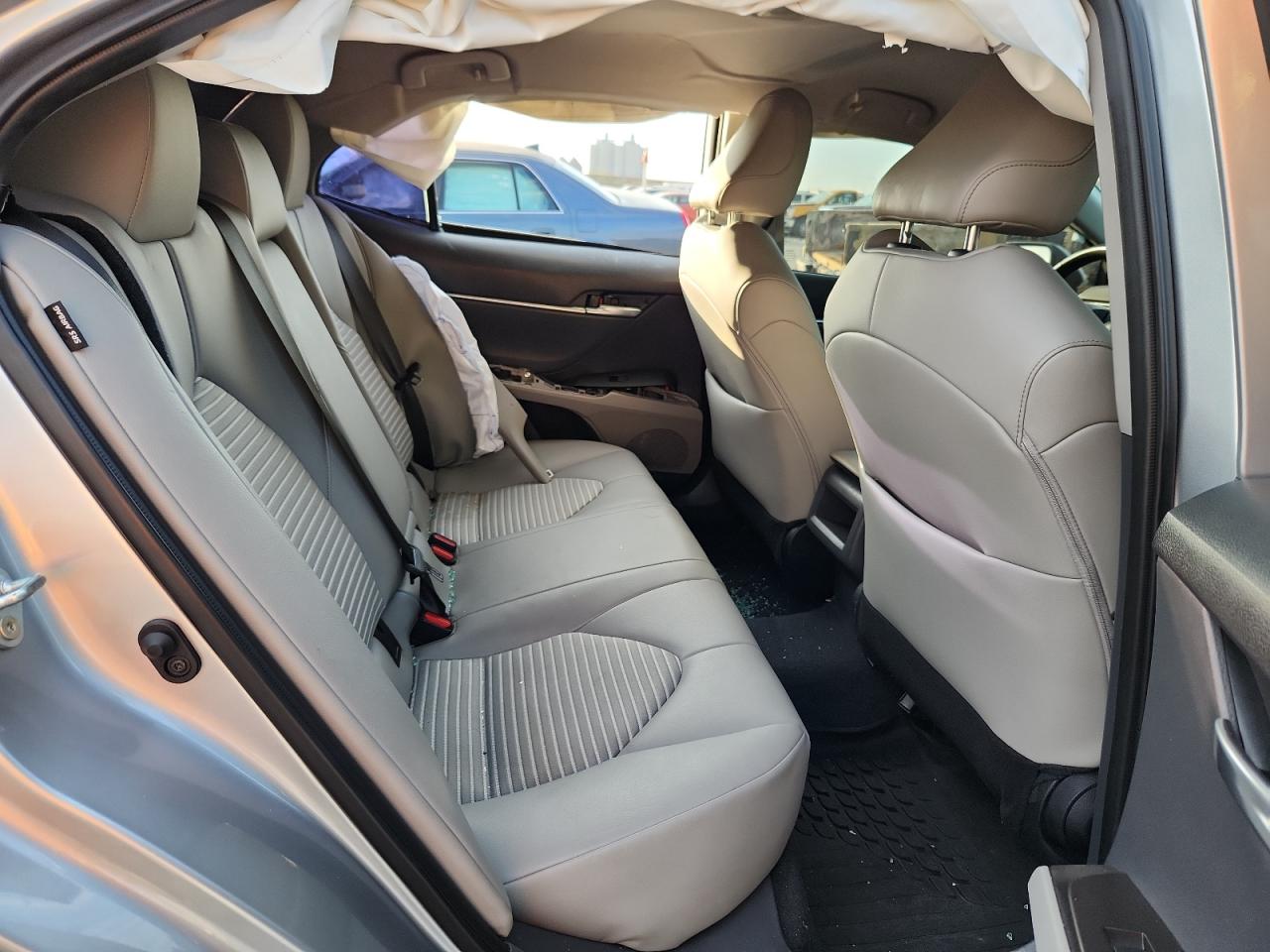 TOYOTA CAMRY SE NIGHT SHADE