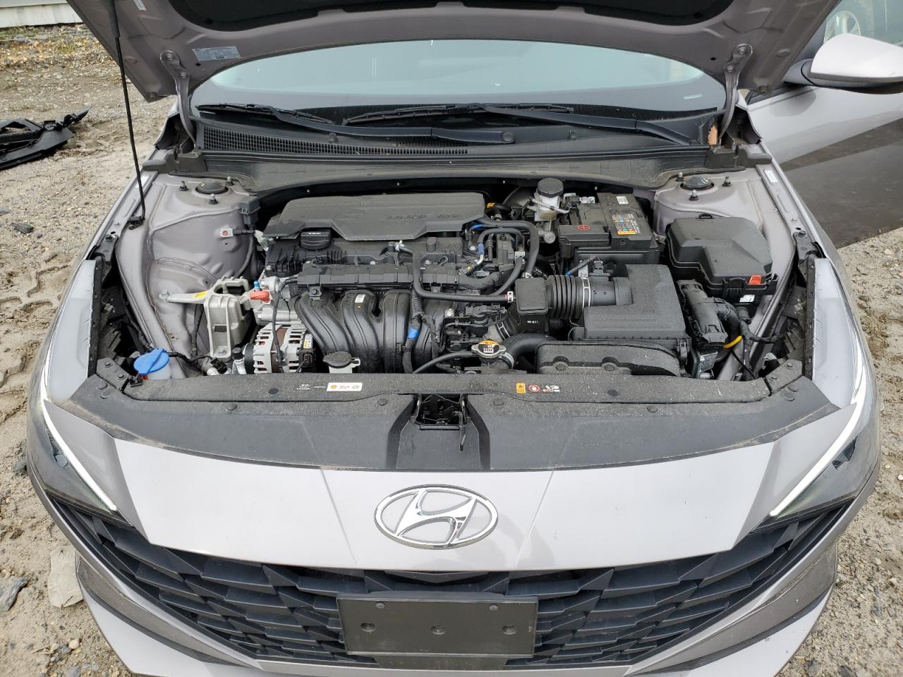 HYUNDAI ELANTRA SEL