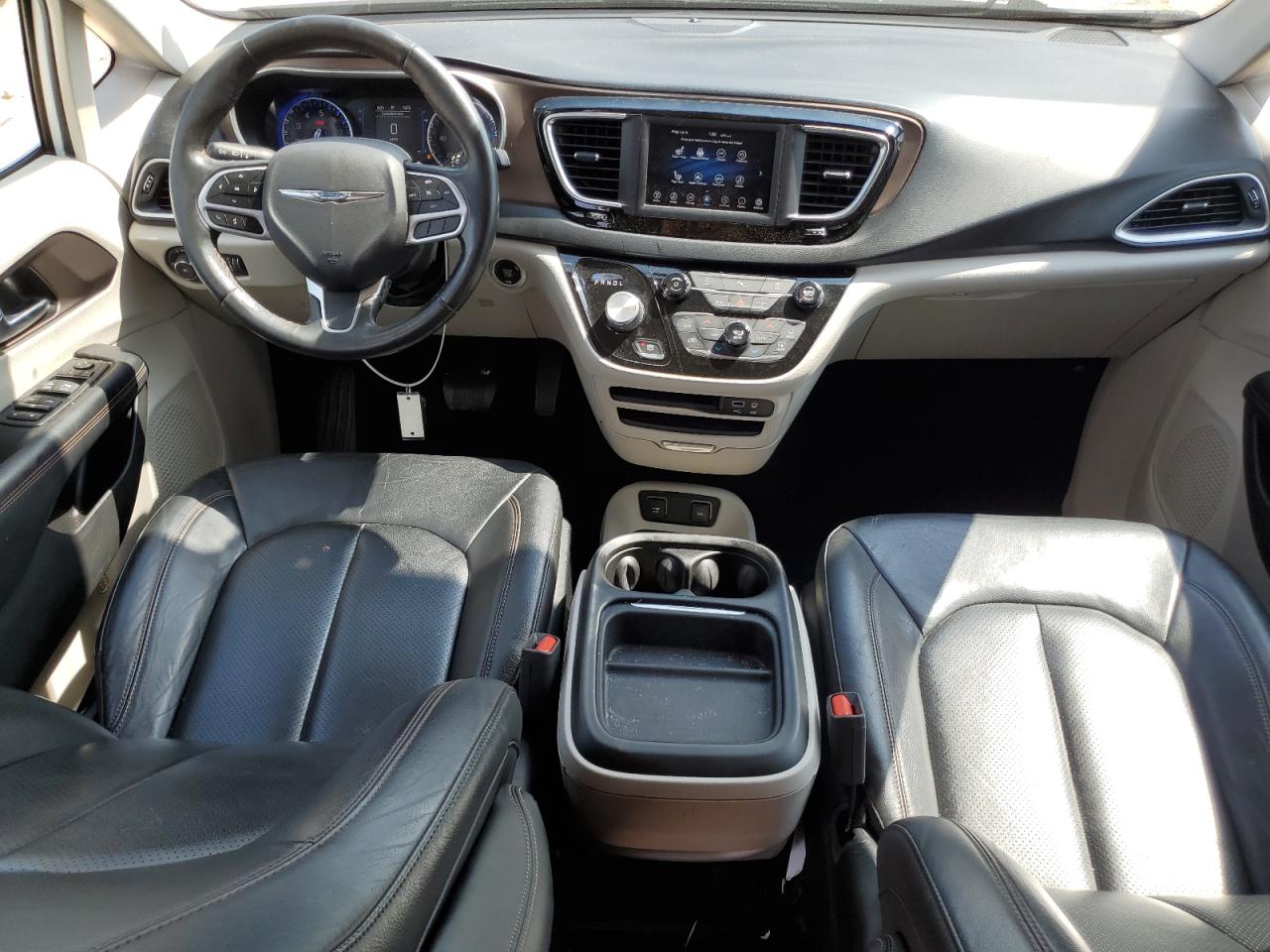 CHRYSLER PACIFICA TOURING L