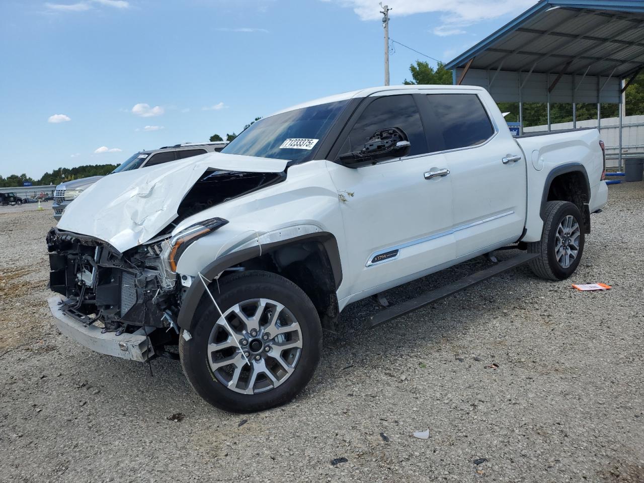 TOYOTA TUNDRA CREWMAX PLATINUM