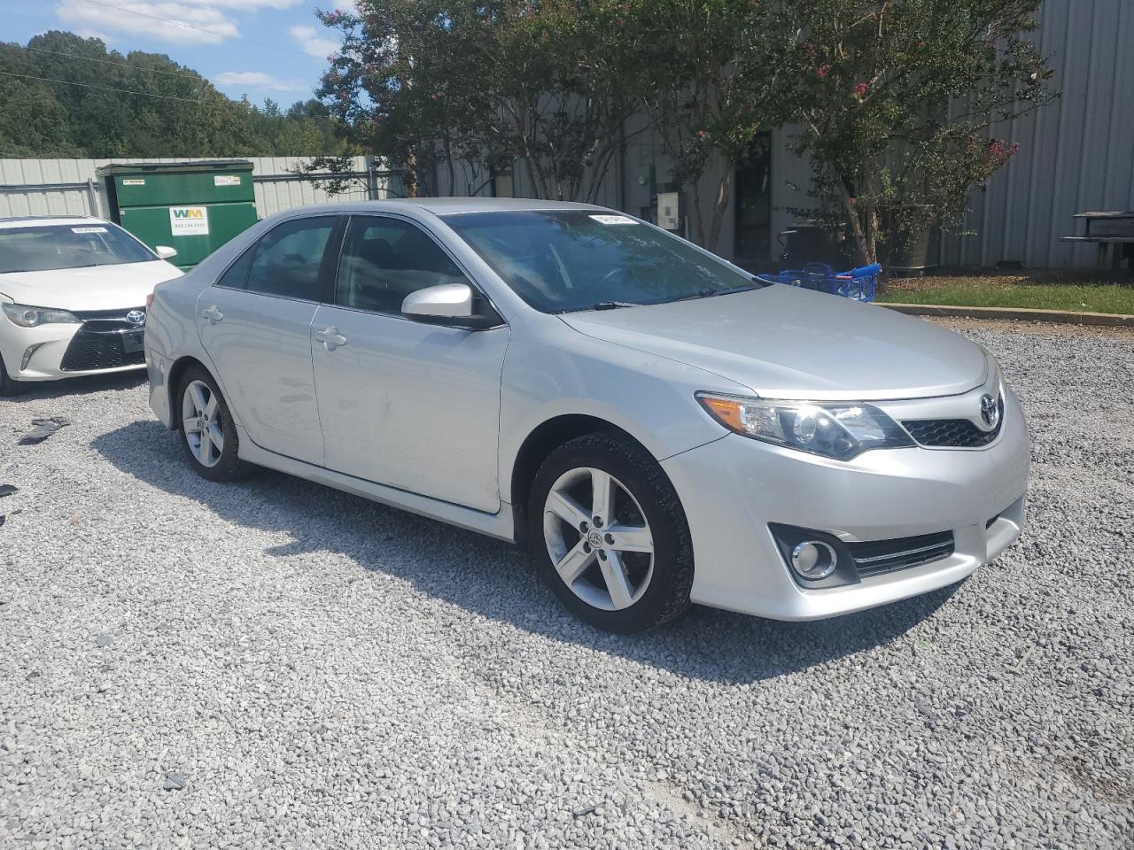TOYOTA CAMRY L