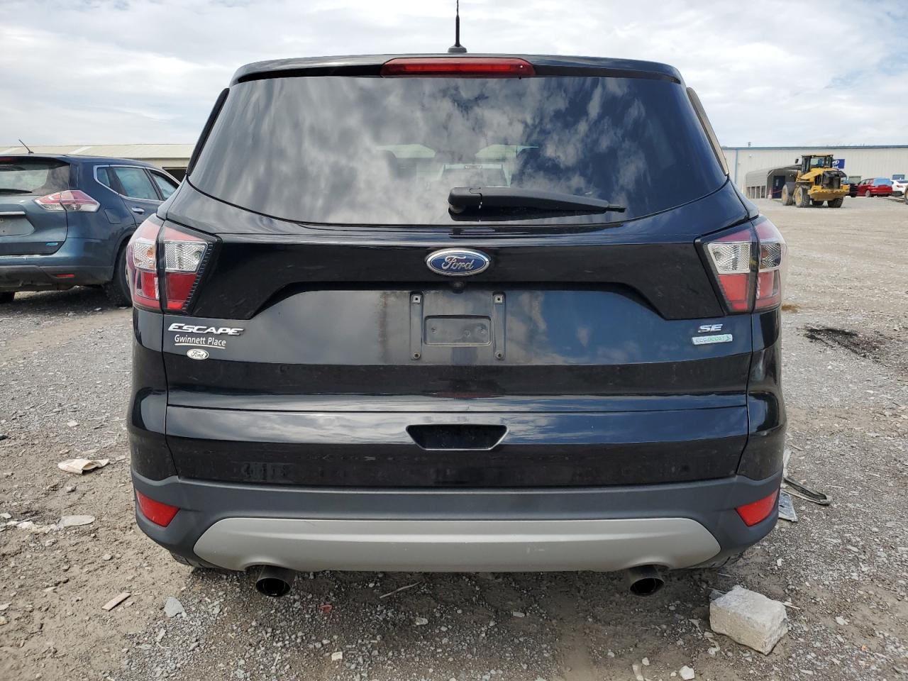 FORD ESCAPE SE