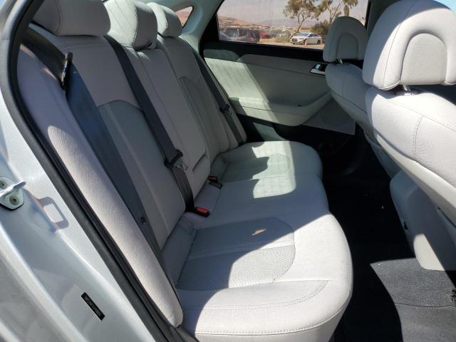 2016 HYUNDAI SONATA SE 5NPE24AF5GH408050