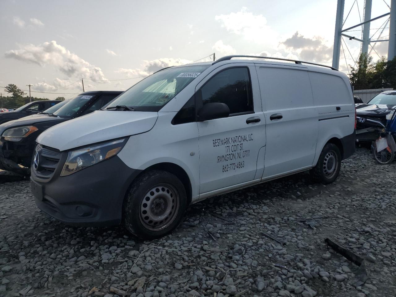 MERCEDES-BENZ METRIS