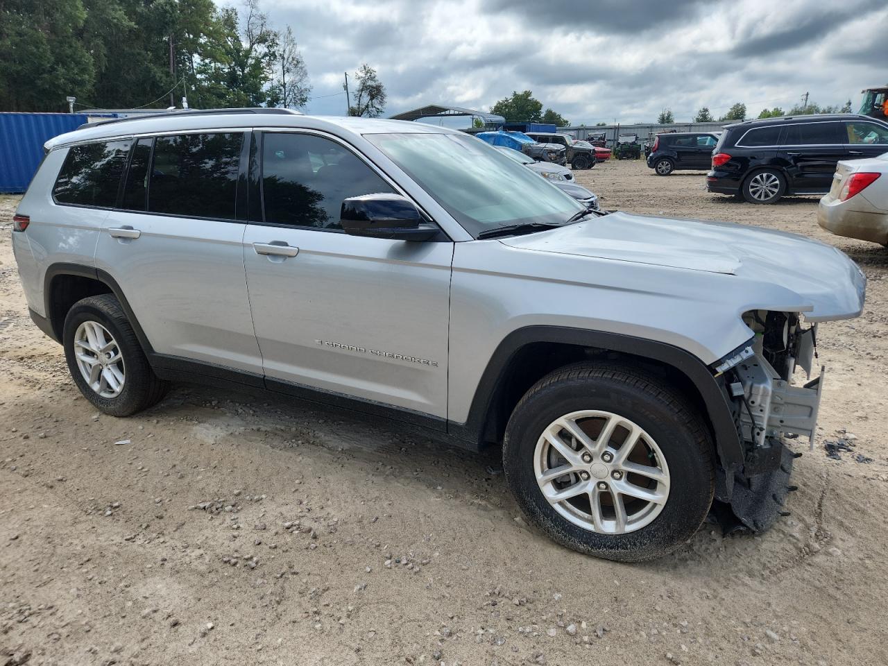 JEEP GRAND CHEROKEE L LAREDO