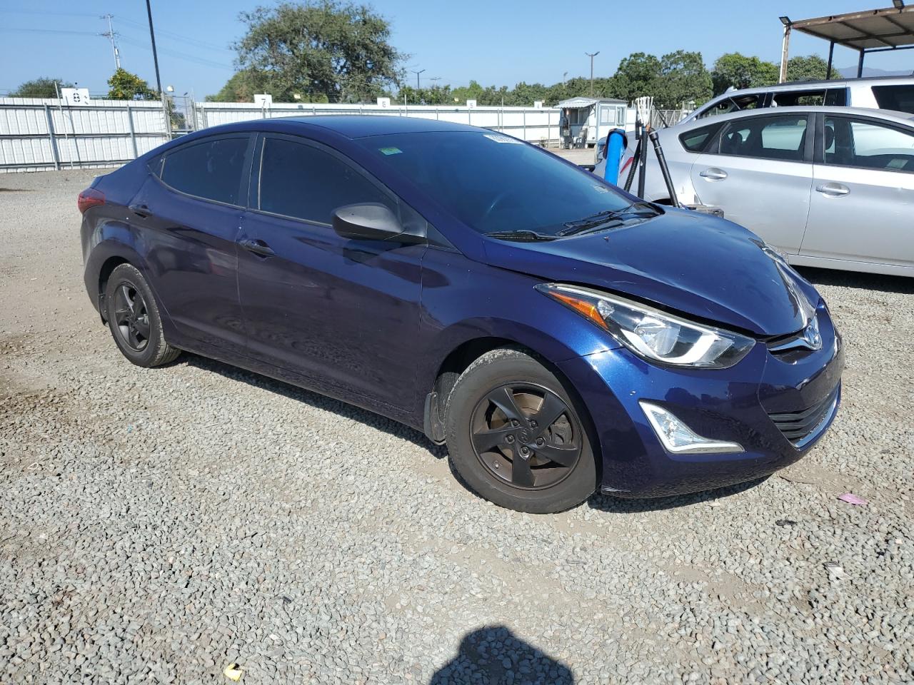 HYUNDAI ELANTRA SE