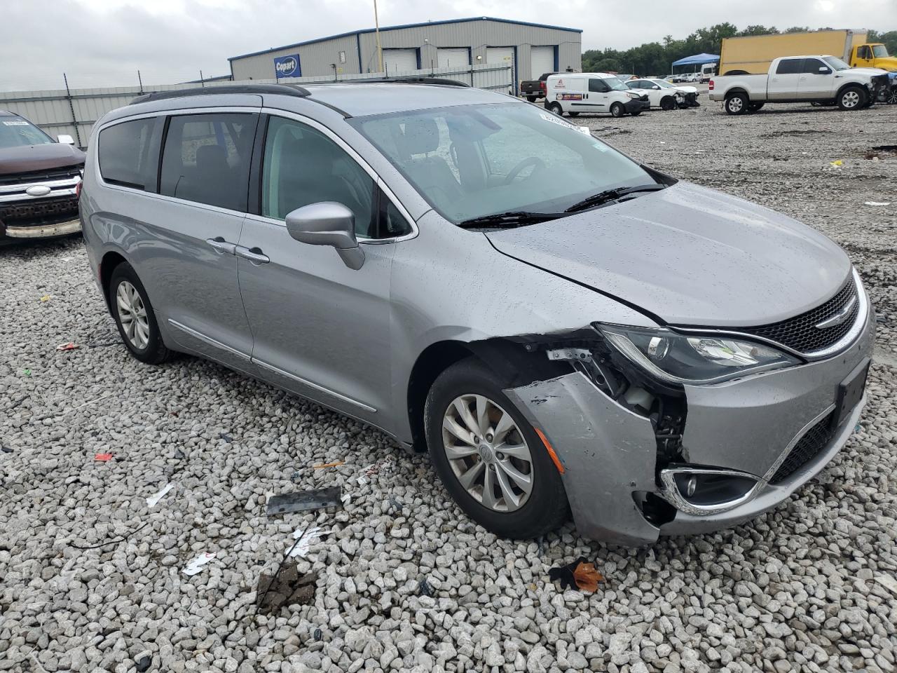 CHRYSLER PACIFICA TOURING L