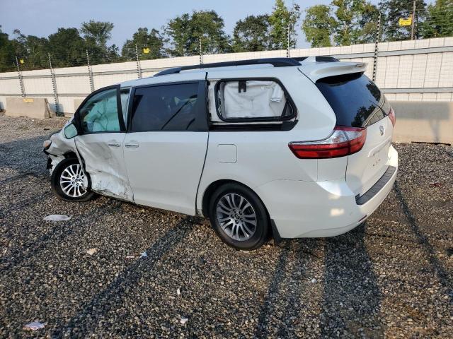2019 TOYOTA SIENNA XLE 5TDYZ3DC5KS974572