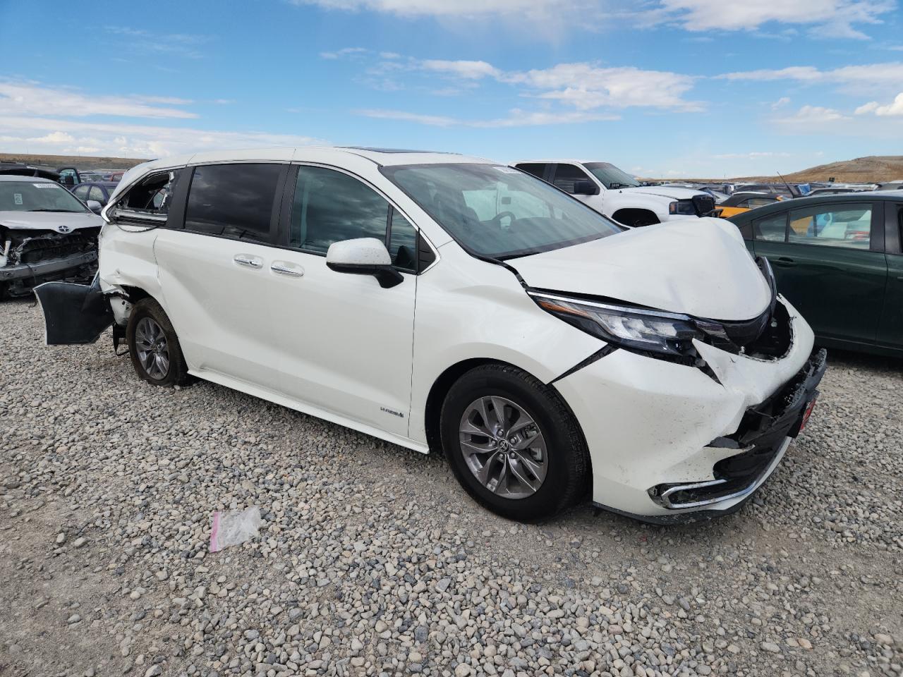 TOYOTA SIENNA XLE
