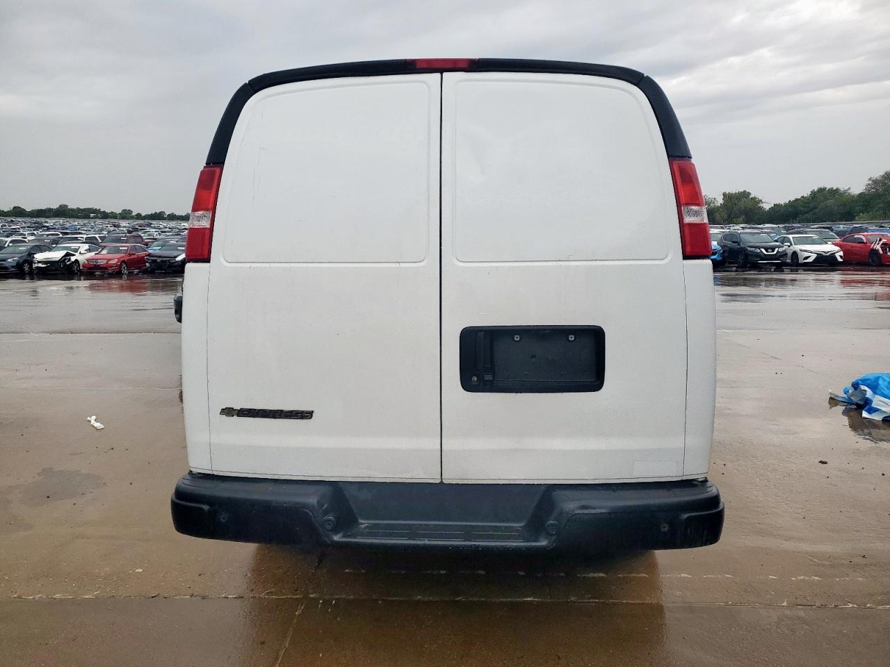 CHEVROLET EXPRESS G2500