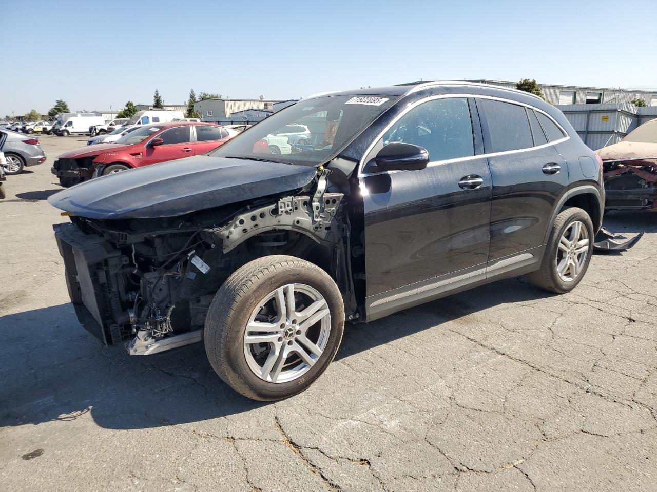 MERCEDES-BENZ GLA-CLASS 250 4MATIC