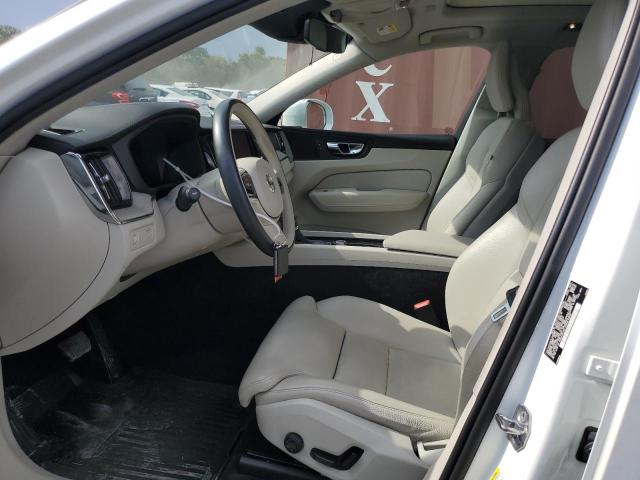2018 VOLVO XC60 T5 IN YV4102RL5J1029984