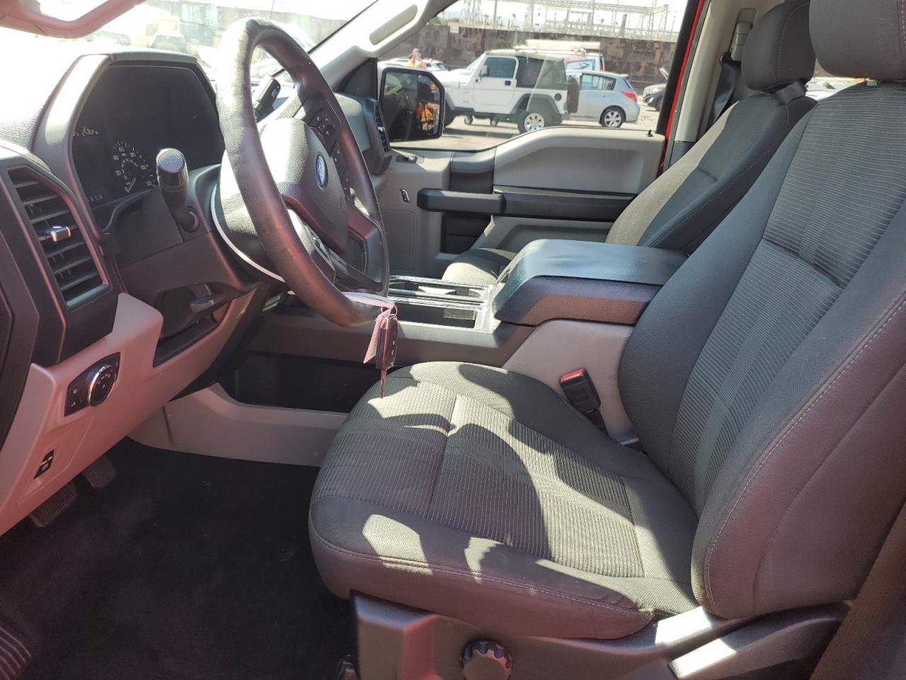 FORD F-150 SUPERCREW