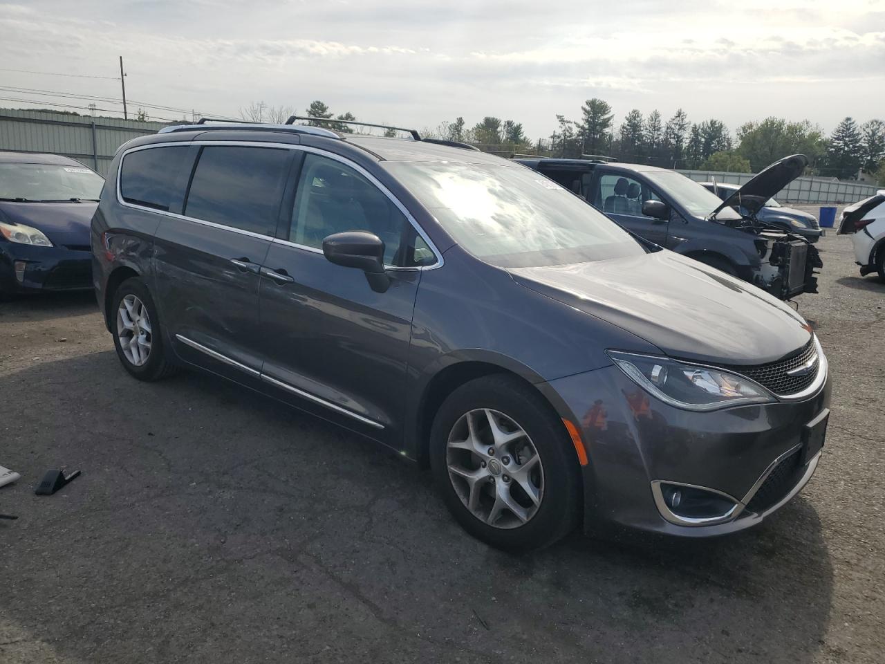 CHRYSLER PACIFICA TOURING L PLUS