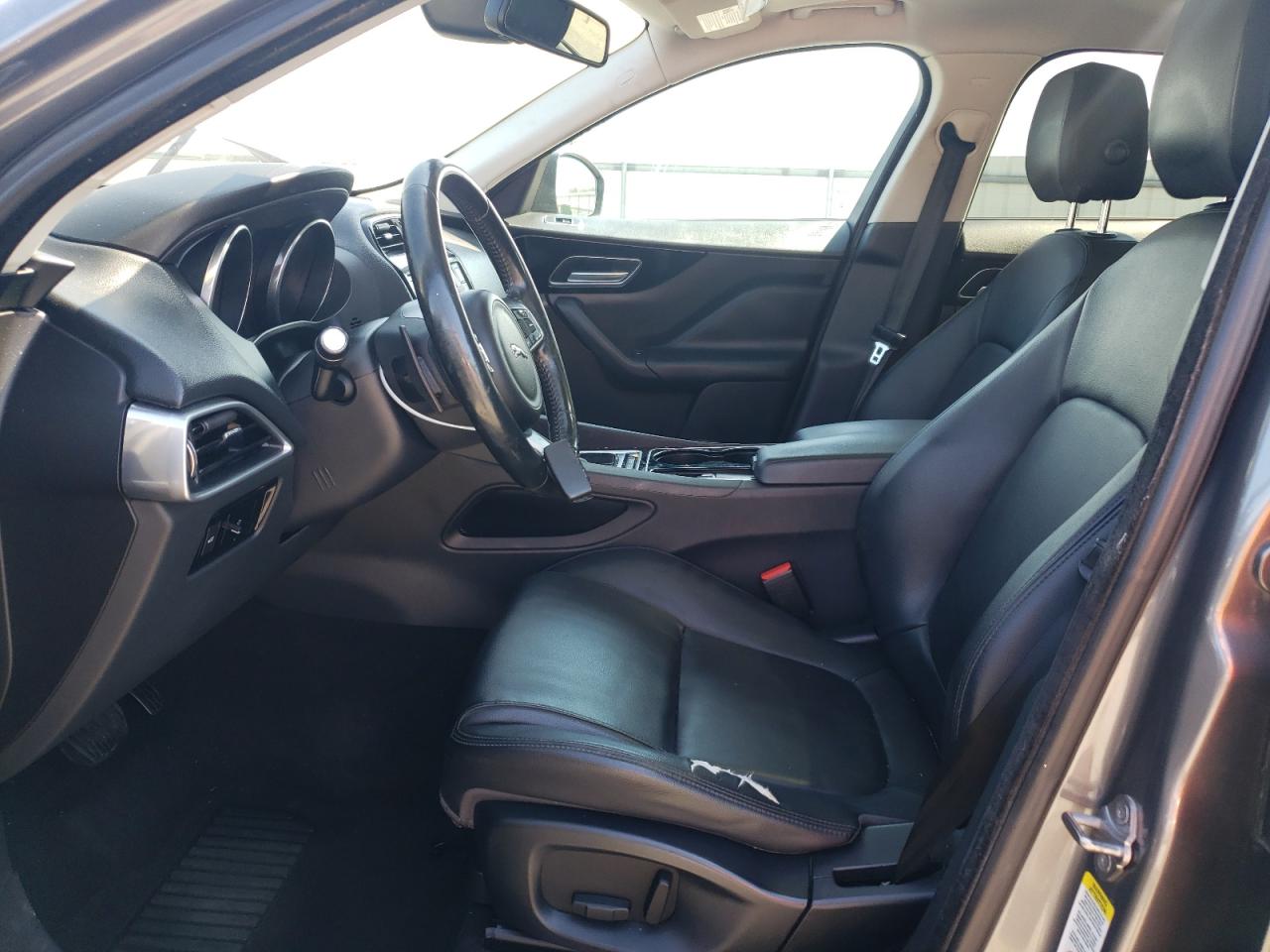 JAGUAR F-PACE PREMIUM