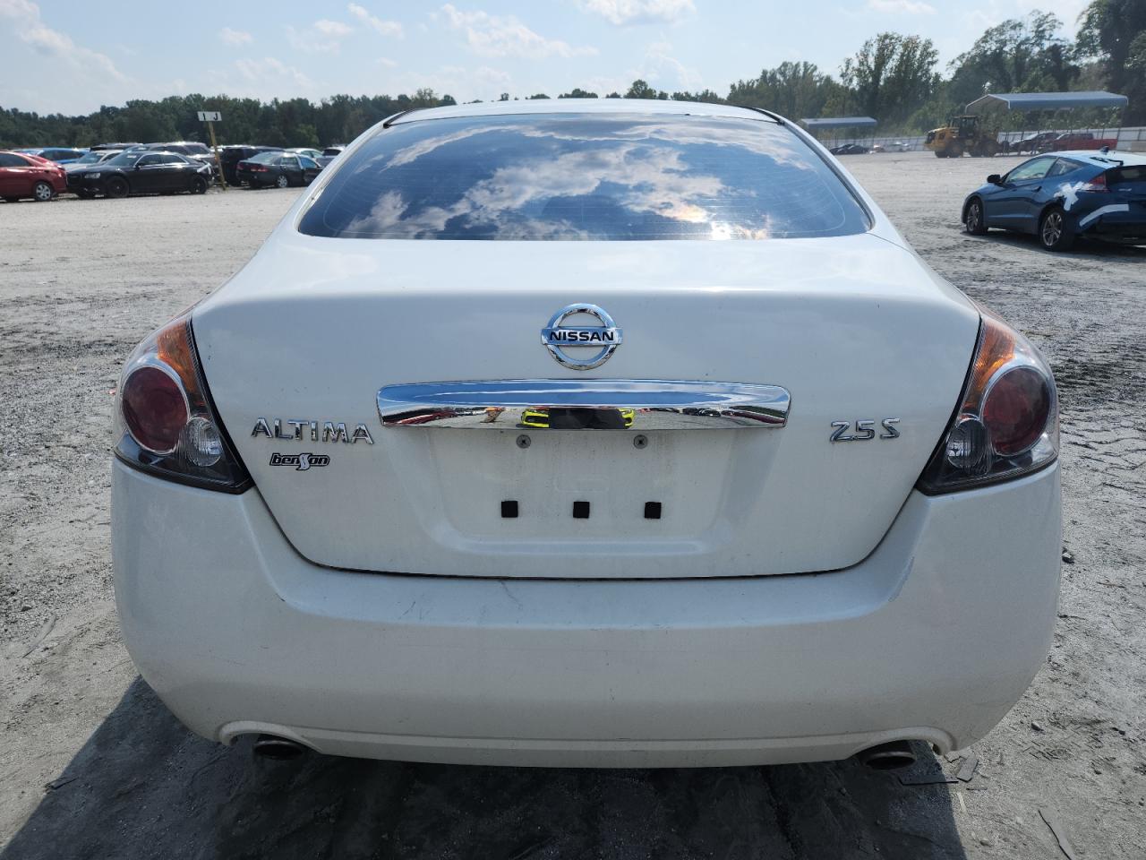 NISSAN ALTIMA BASE