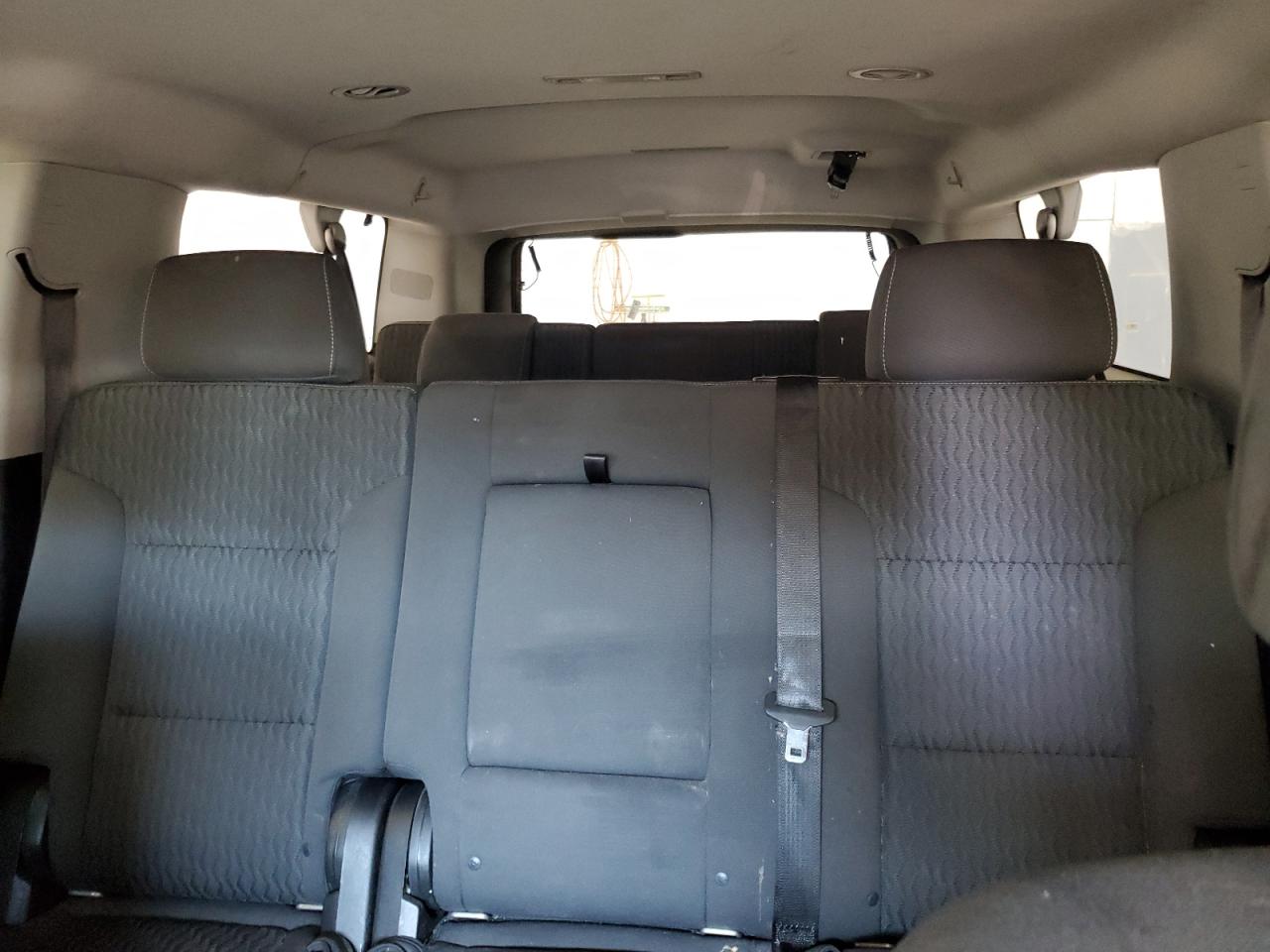 CHEVROLET SUBURBAN C1500 LS