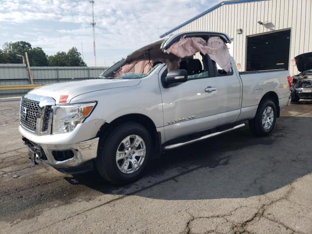 NISSAN TITAN SV
