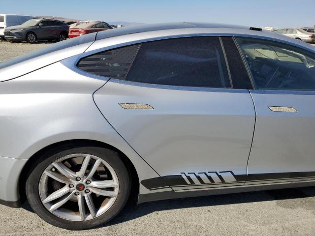 2015 TESLA MODEL S 60 5YJSA1S14FF080592