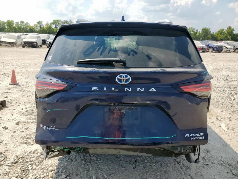 2024 TOYOTA SIENNA LIM - 5TDERKECXRS195657