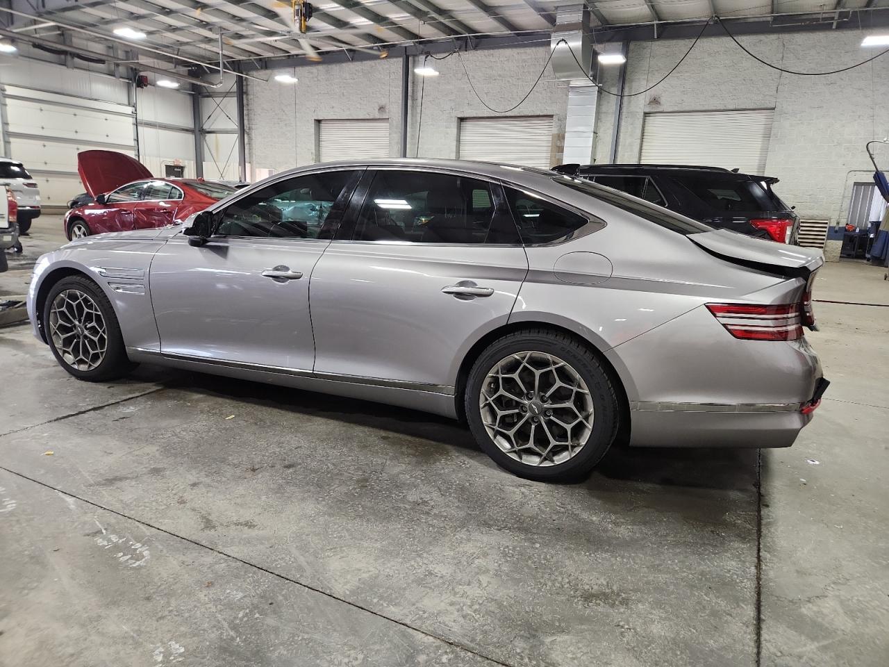 GENESIS G80 BASE