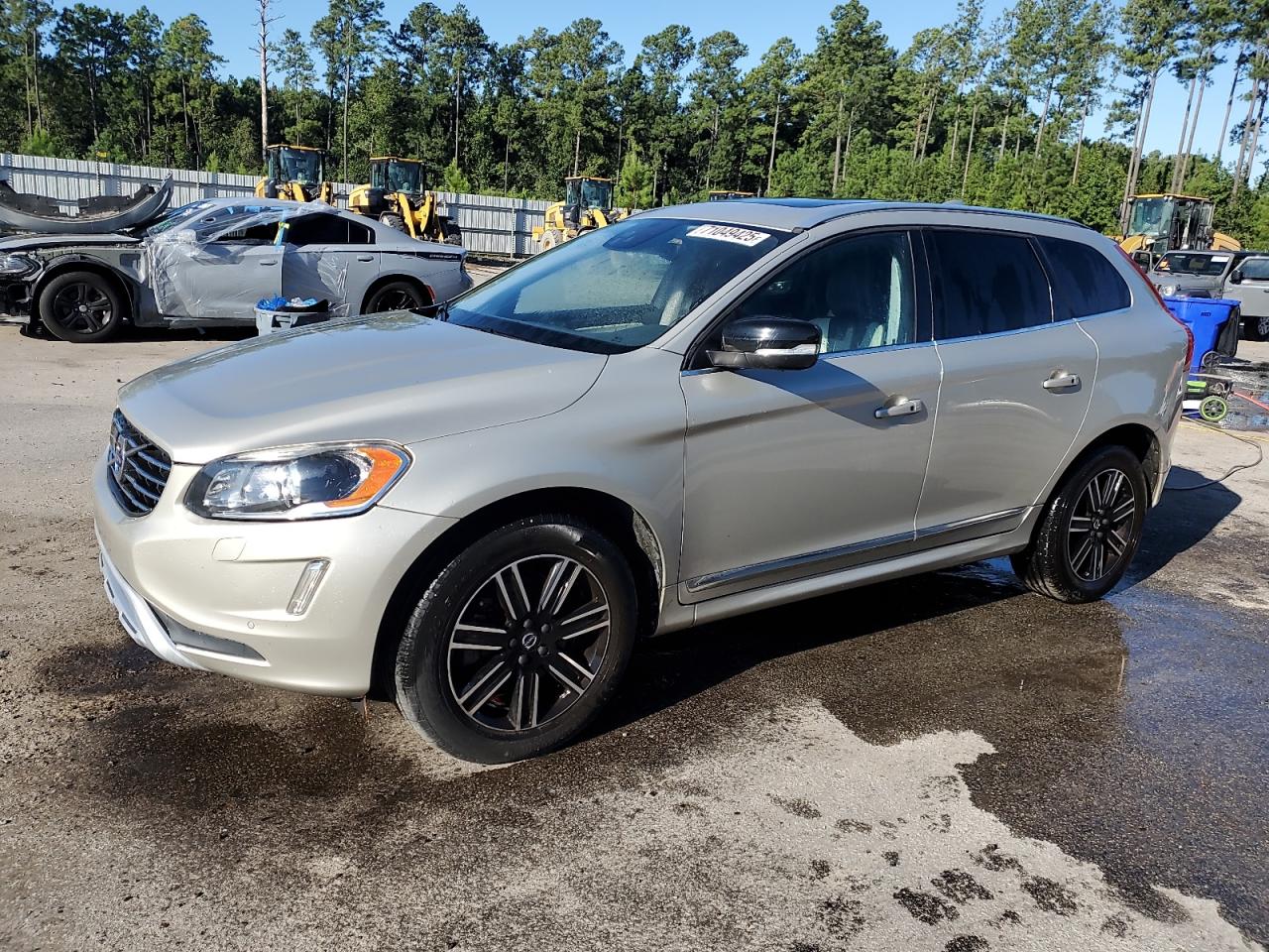 VOLVO XC60 T5 DYNAMIC