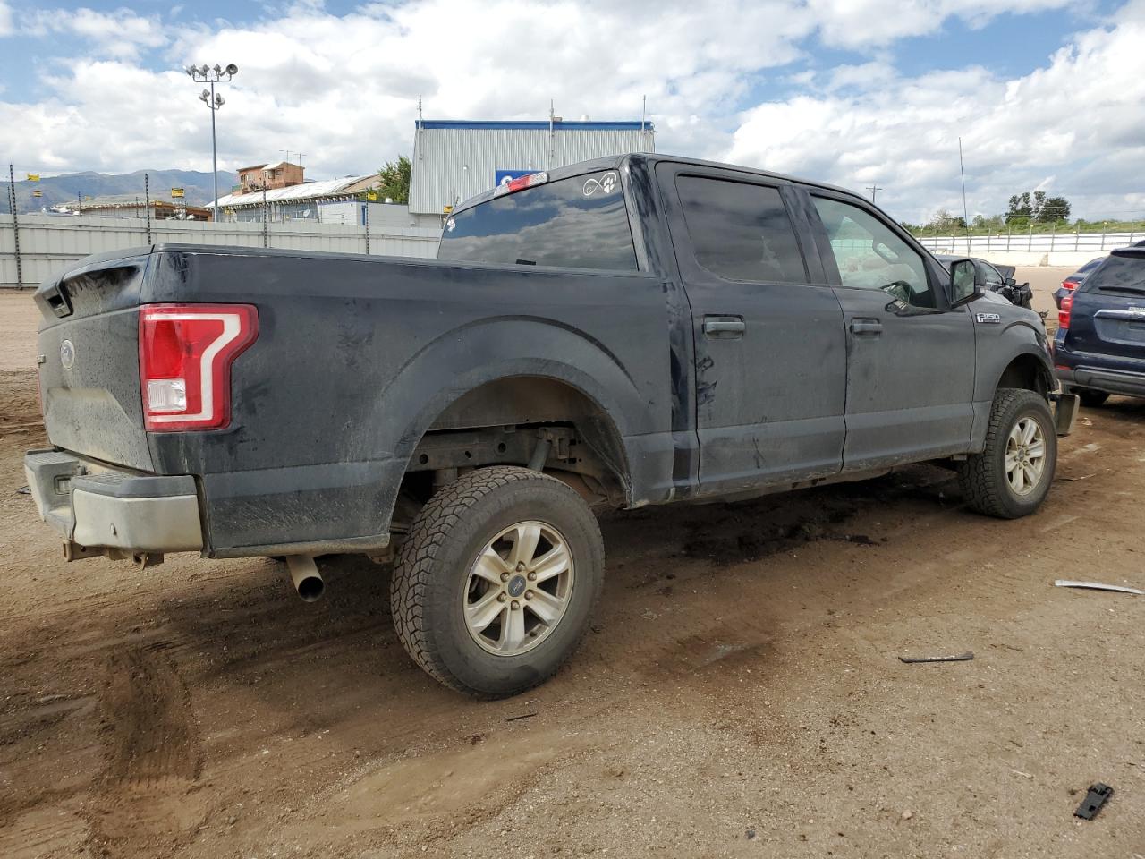 FORD F-150 SUPERCREW