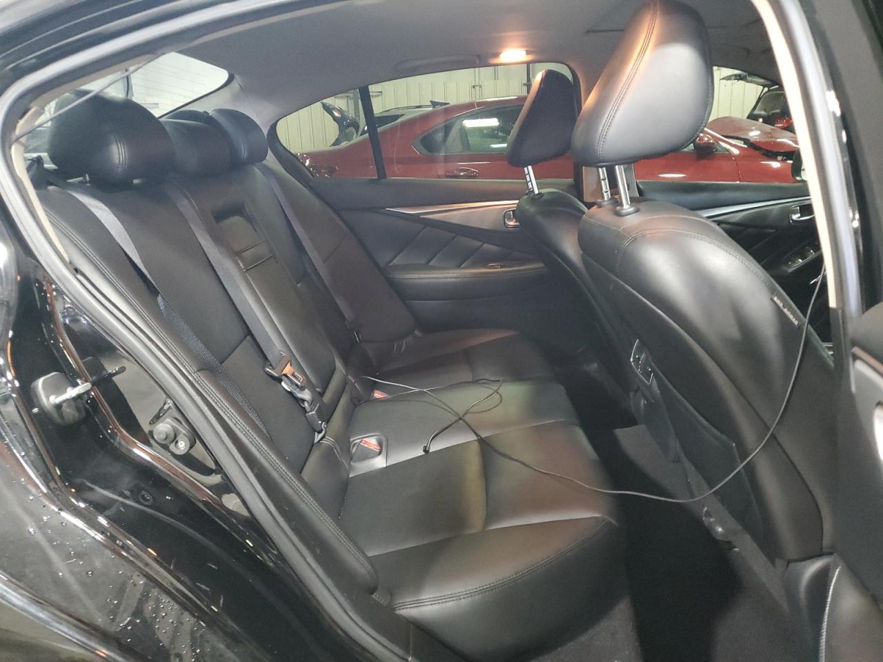 INFINITI Q50 PREMIUM