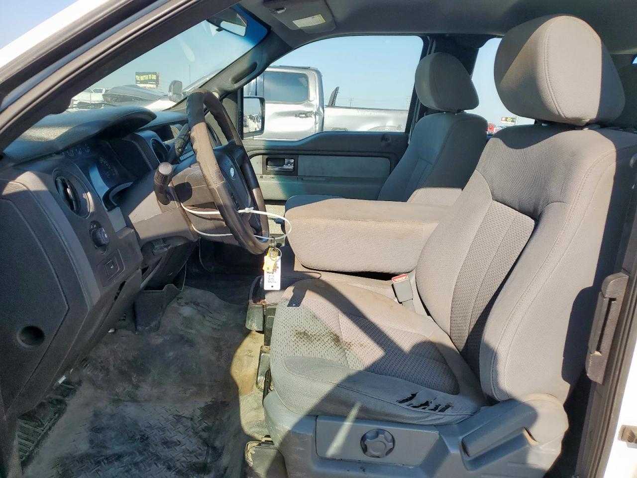 FORD F-150 SUPER CAB