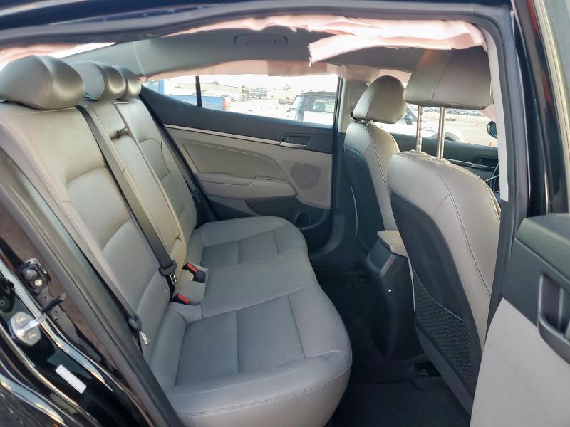 2018 HYUNDAI ELANTRA SE KMHD84LFXJU646198