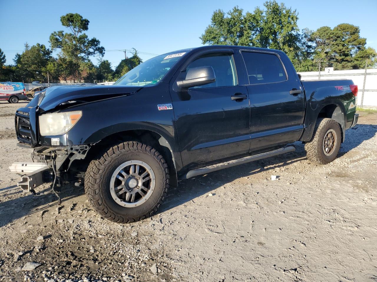 TOYOTA TUNDRA CREWMAX SR5
