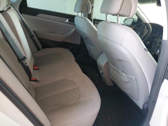 2015 HYUNDAI SONATA SE 5NPE24AF9FH170492