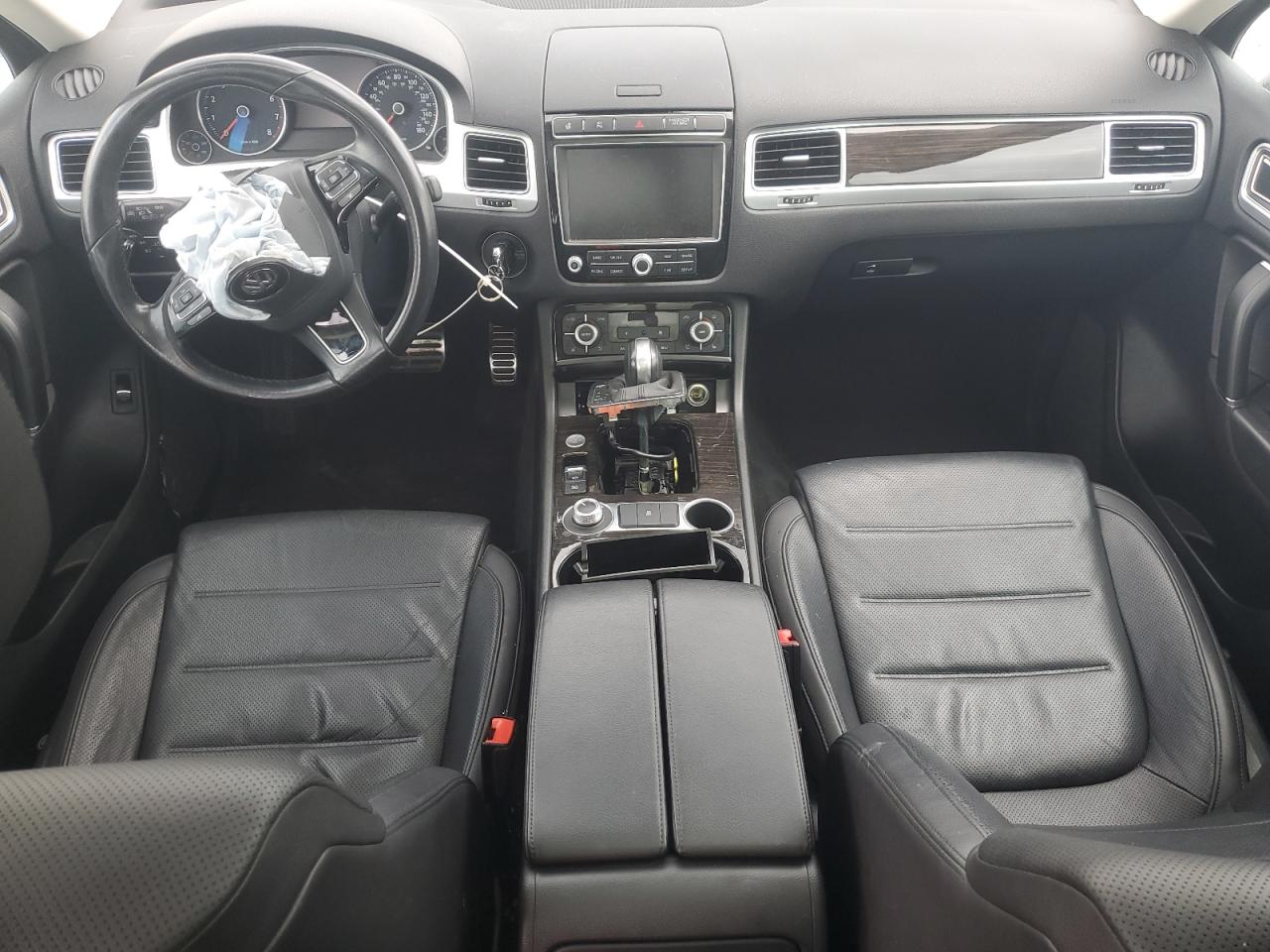 VOLKSWAGEN TOUAREG EXECUTIVE