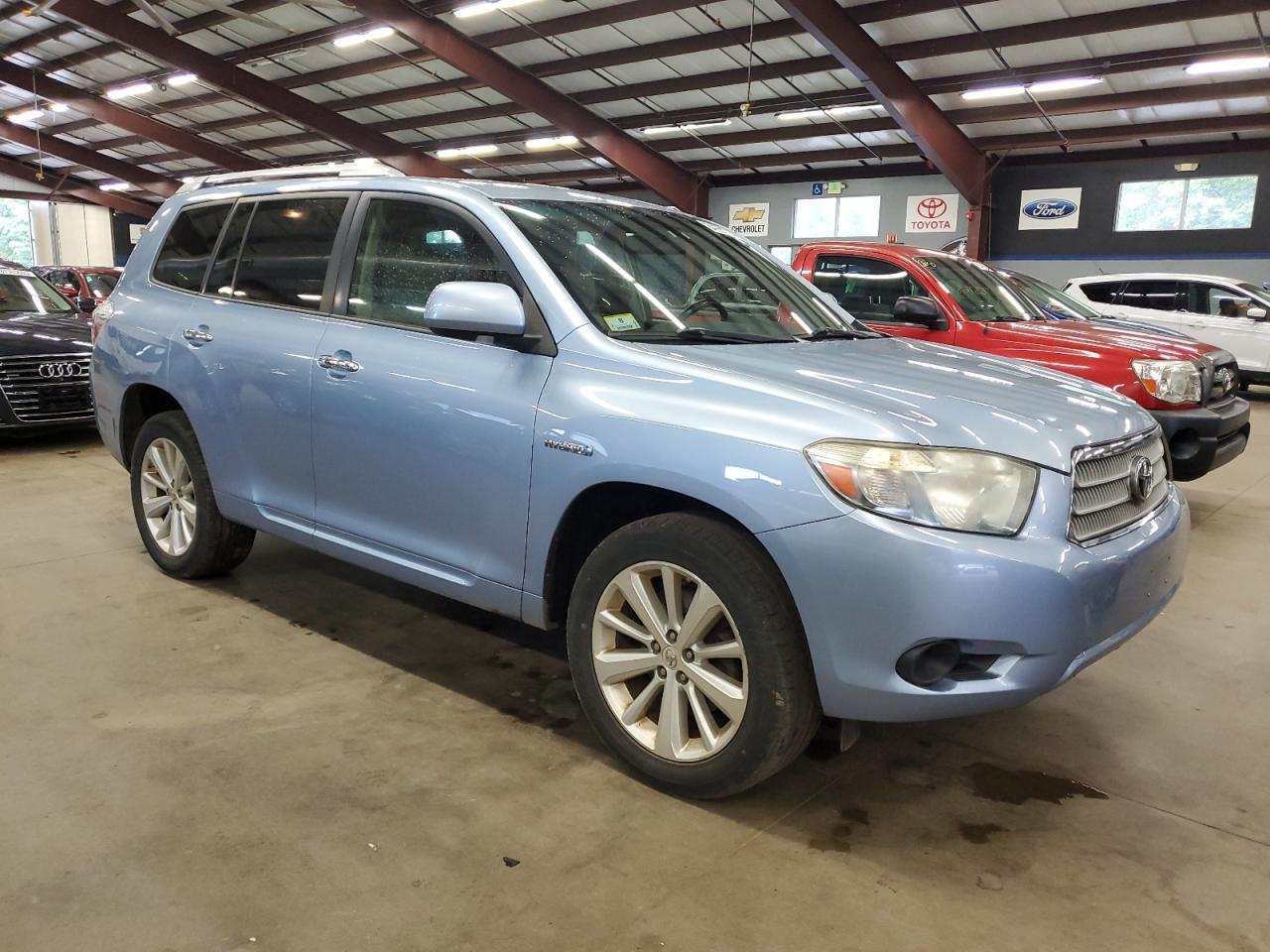 TOYOTA HIGHLANDER HYBRID