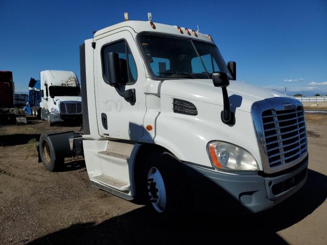 Global Auto Auctions: 2017 FREIGHTLINER CASCADIA 1