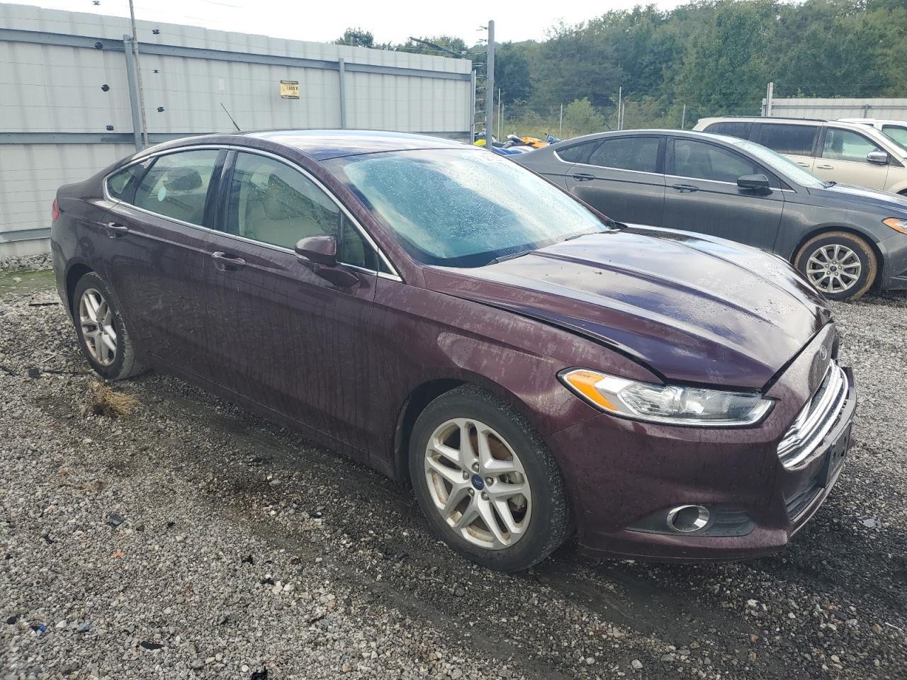 FORD FUSION SE