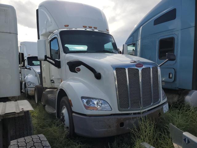 PETERBILT TRACTOR 579 2017 white tractor diesel 1XPBA48X3HD428680 photo #1