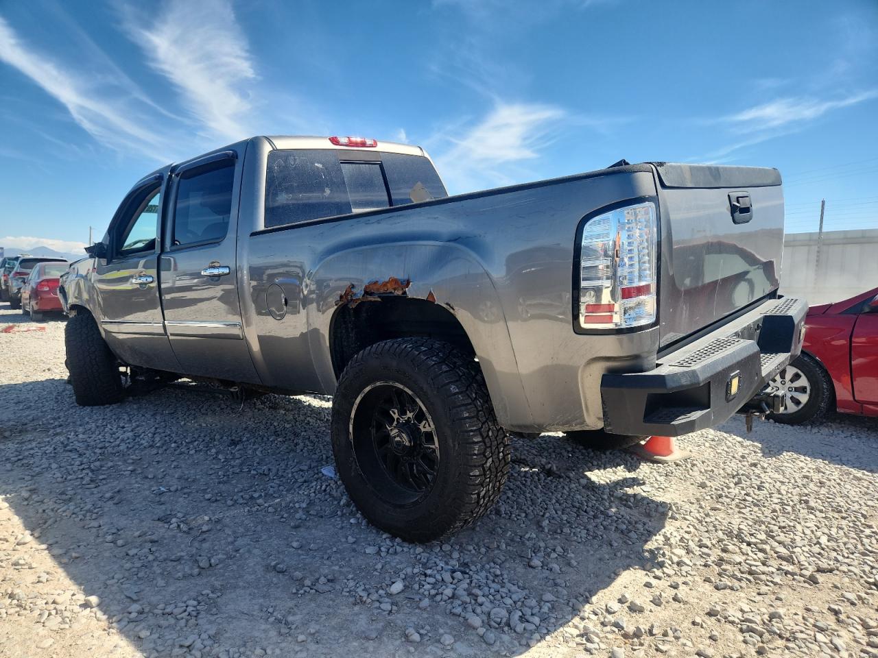 GMC SIERRA 2500HD K2500 DENALI