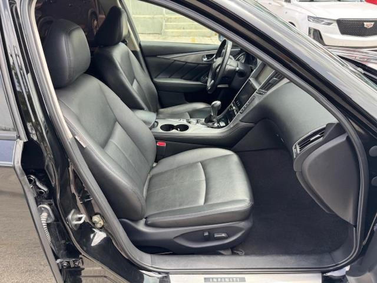 INFINITI Q50 PREMIUM