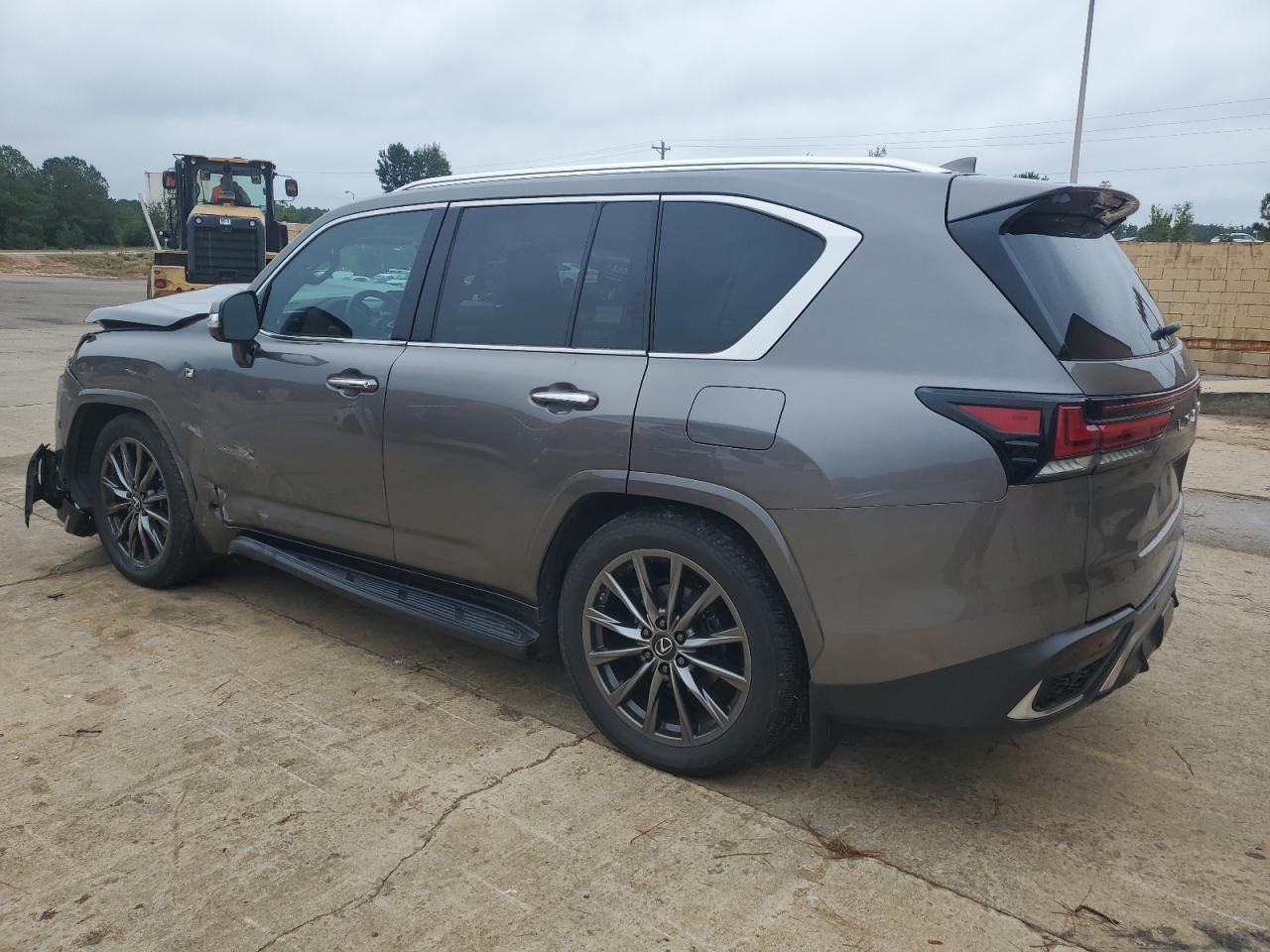 LEXUS LX 600 BASE